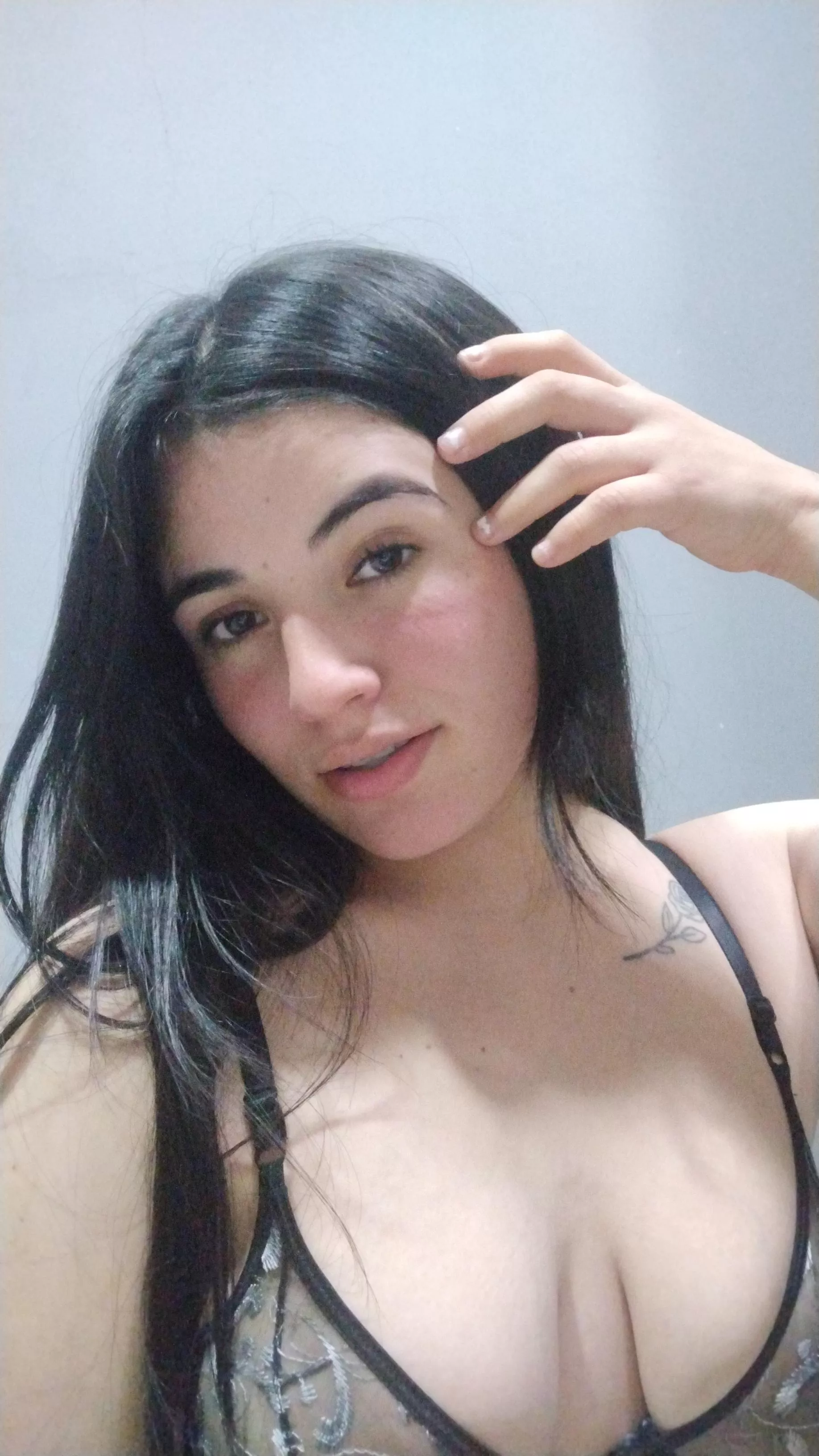 This is my face 19 years adorable  posted by barbyantonela