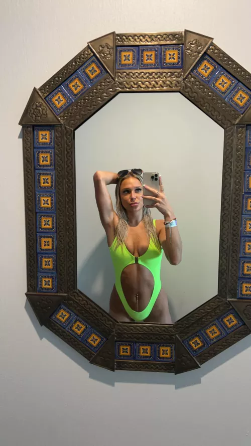 wanna come swimming with me :) by GeorgiaWildOF