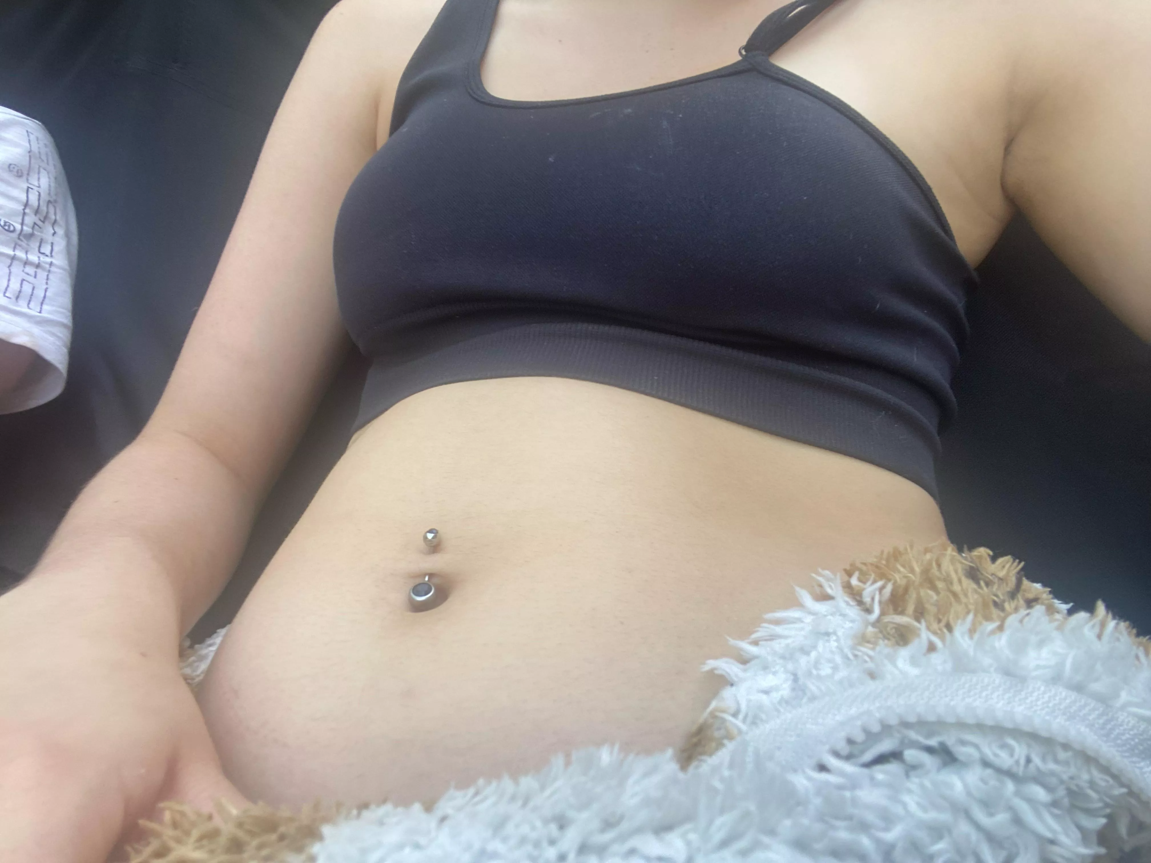 Who wants to feed me beheheh posted by naomi_big_belly