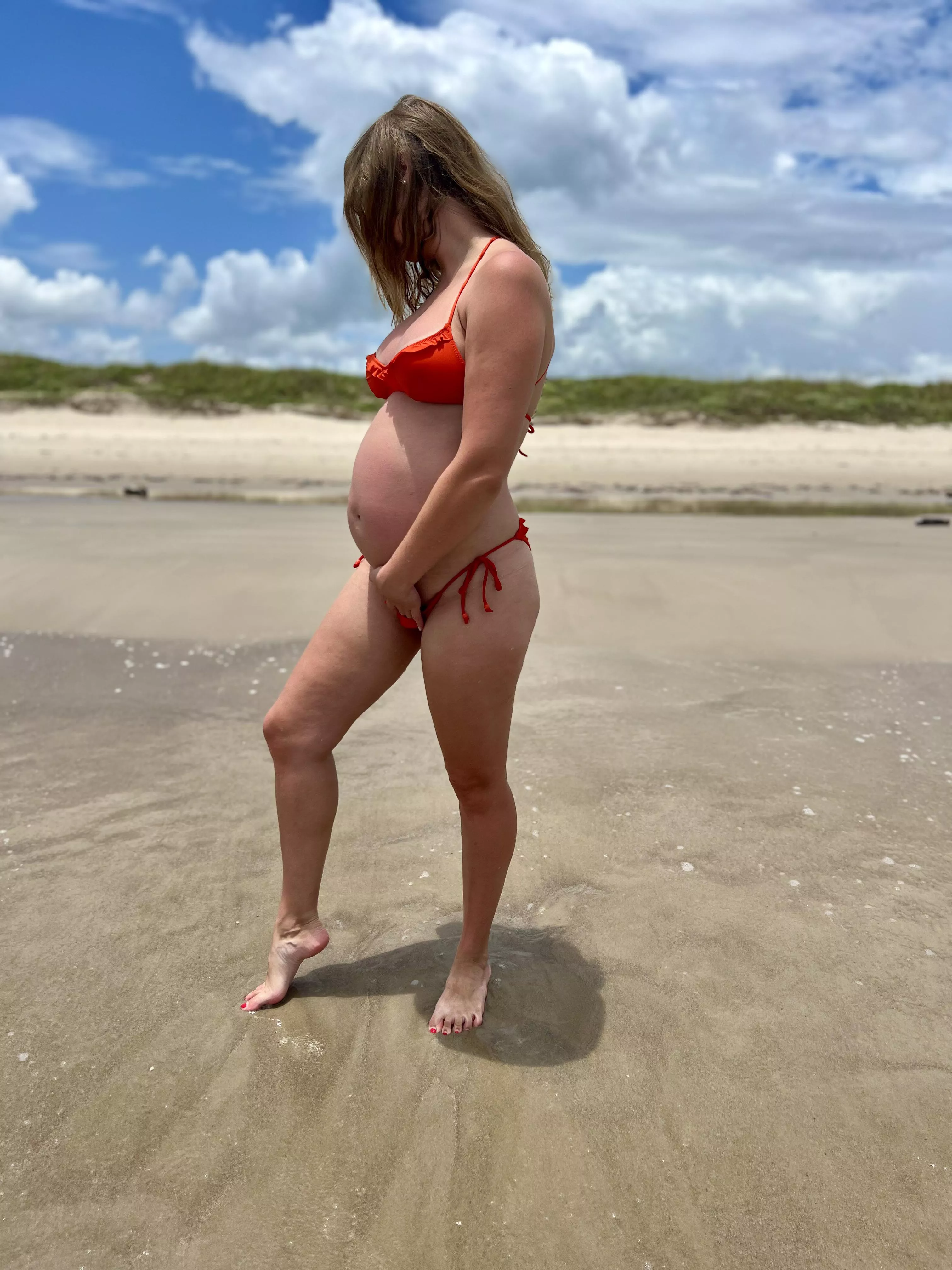 5 months & horny af posted by SexyLucyV