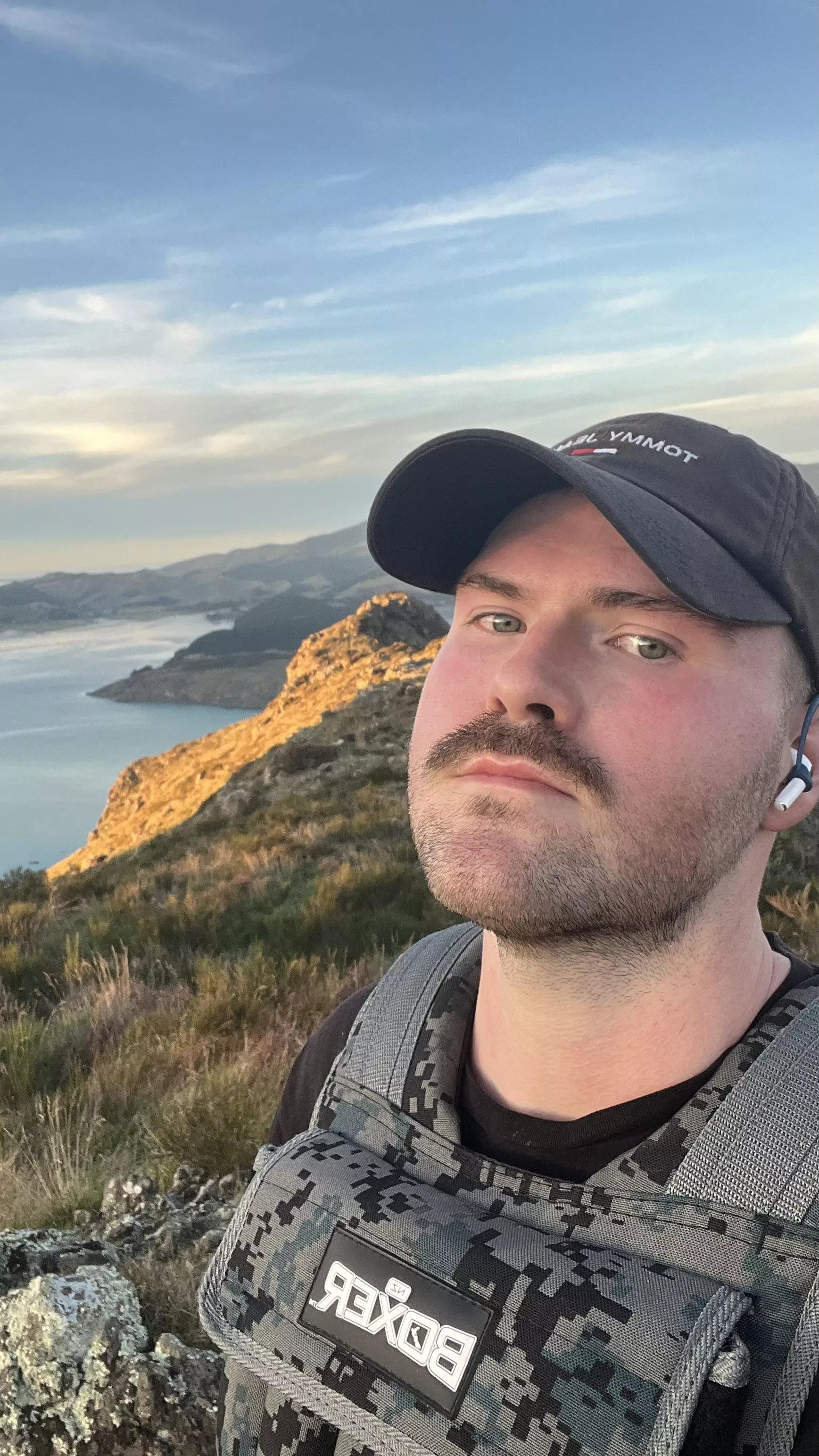 A long day, but I made it out for a sunset hike. More adventuring tomorrow. posted by Famous_Possible_4796