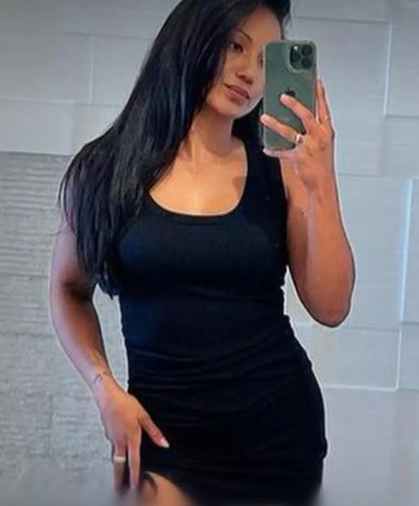 Anyone know this pinay p star posted by ThickCuk4U