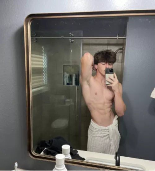 Been working on my V. Thoughts? by DylanFaron