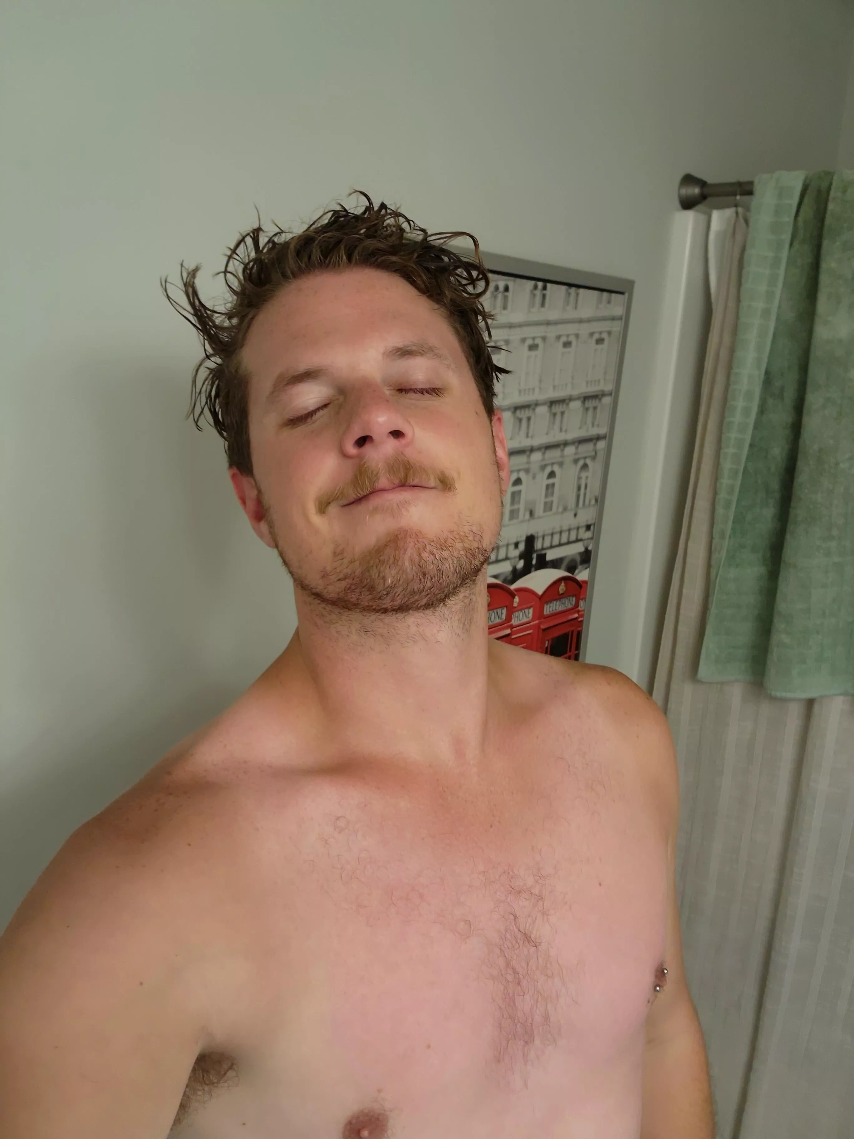 Hope everyone had a good Wednesday! Mine was long but I'm home, my stomach is full and I'm clean and happy ☺️ posted by pbgn22