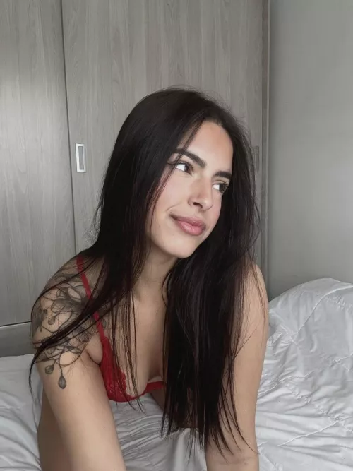 i'm a 18yo who never had a bf, u taking my v*rginity or cuddling w me? by angyetesfuz