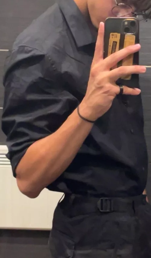 Made for holding things tightly, any takers? by crackers___