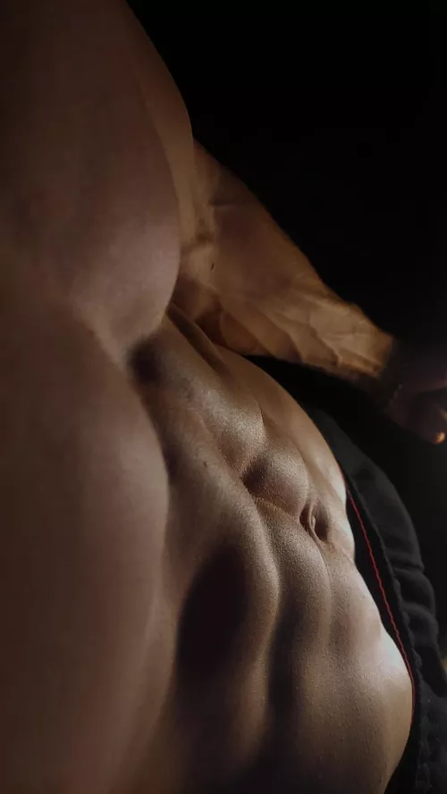 my arms are always so veiny in the morning by SBGN1