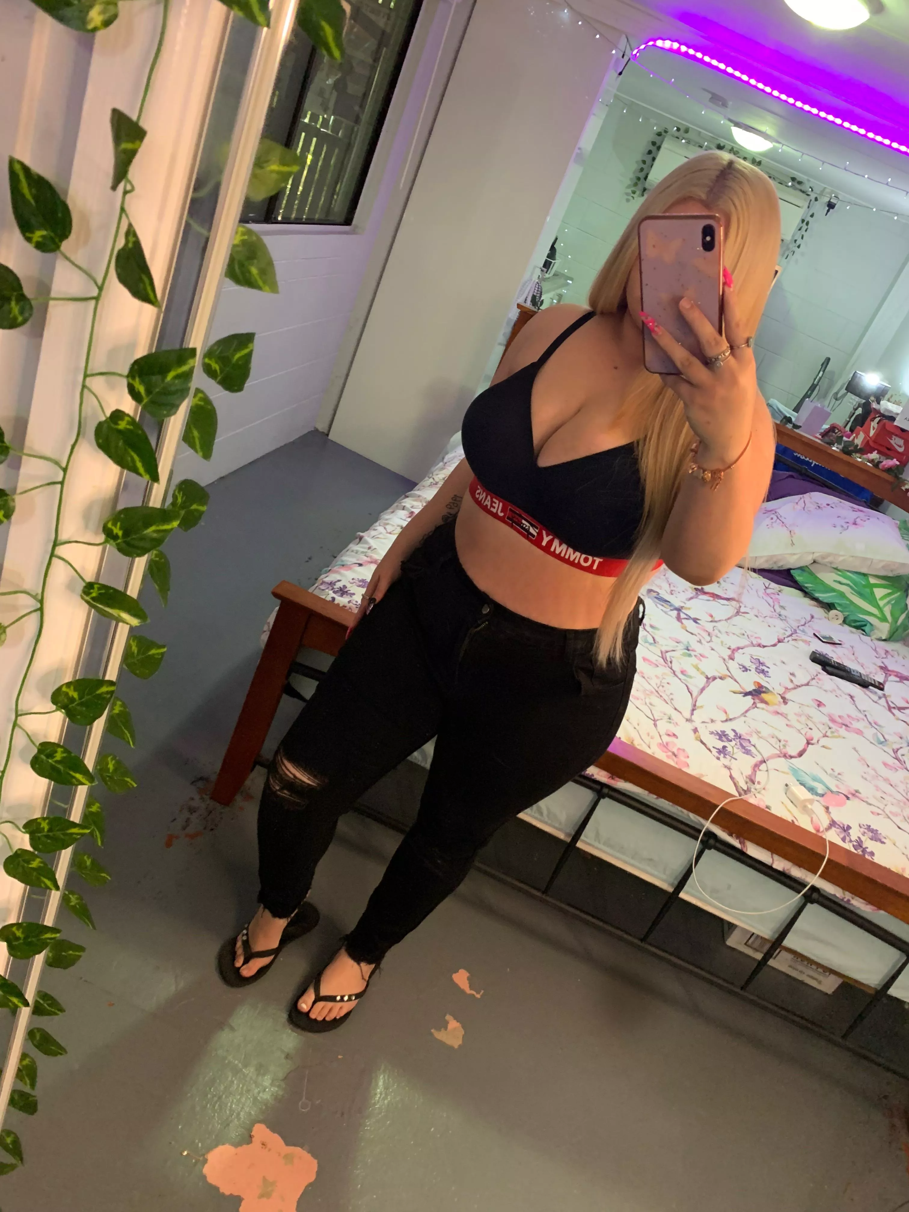 Bad girls wear black🖤 posted by crystalxroberts