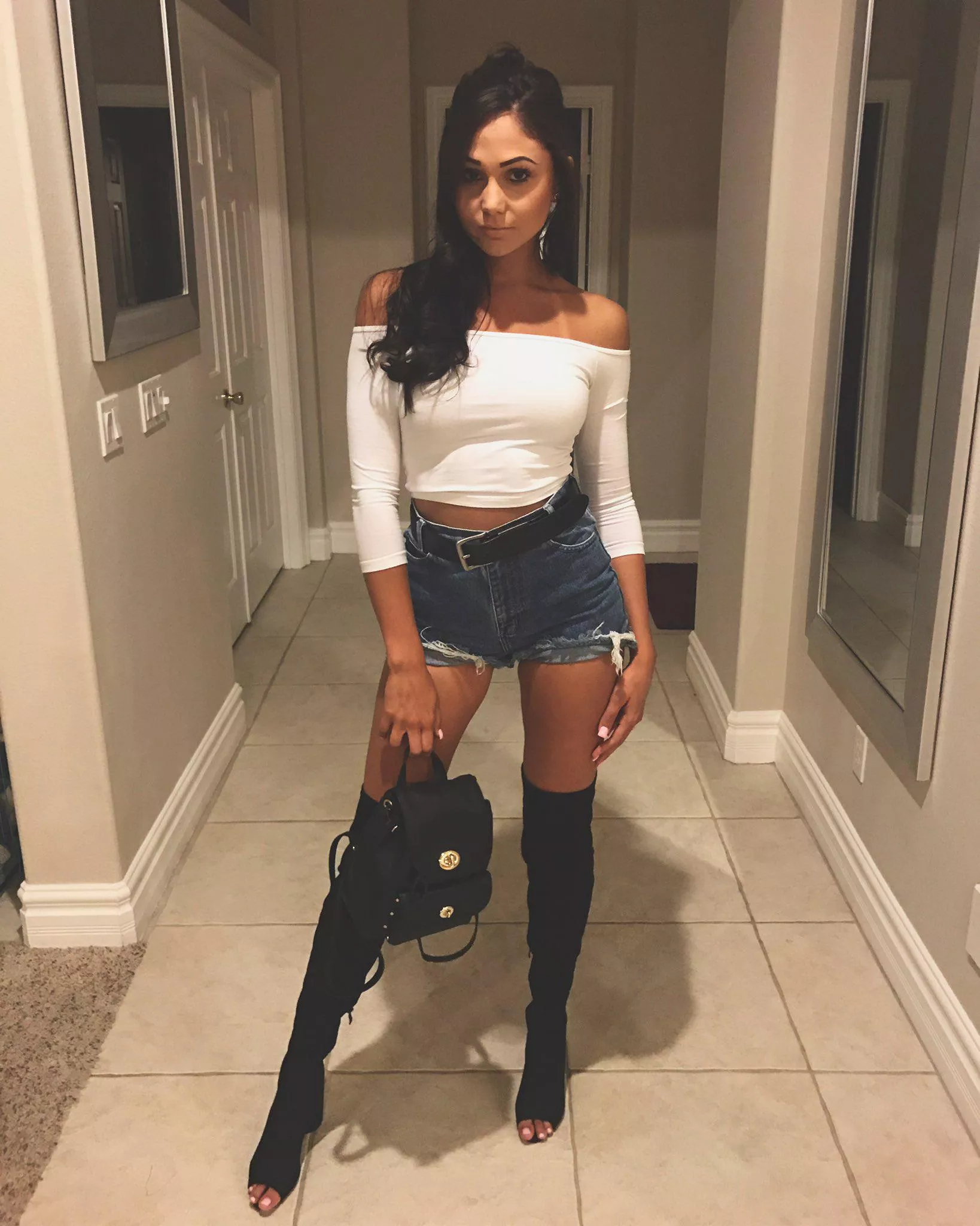 Date night. Where would you take Ariana out to before inevitably ending up in Boner Town? posted by queenkatie101