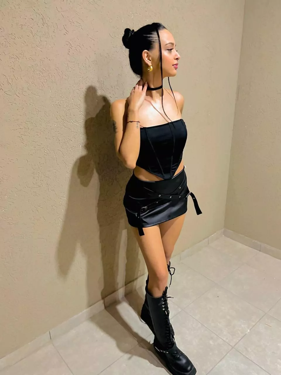 Do you like my new high boots posted by lucygreyonly