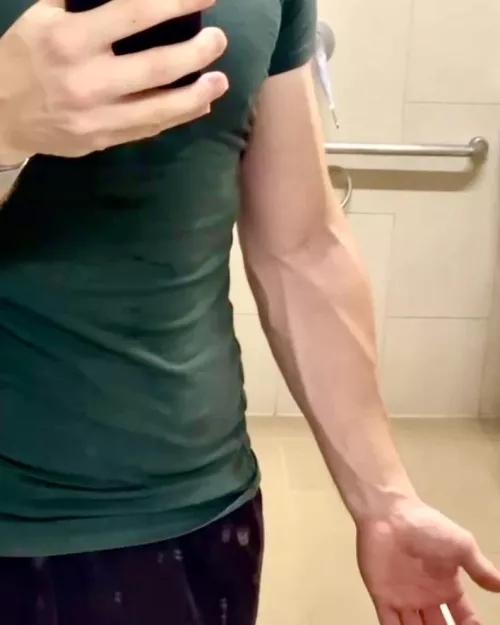 Grab my hand x by ARK_Music