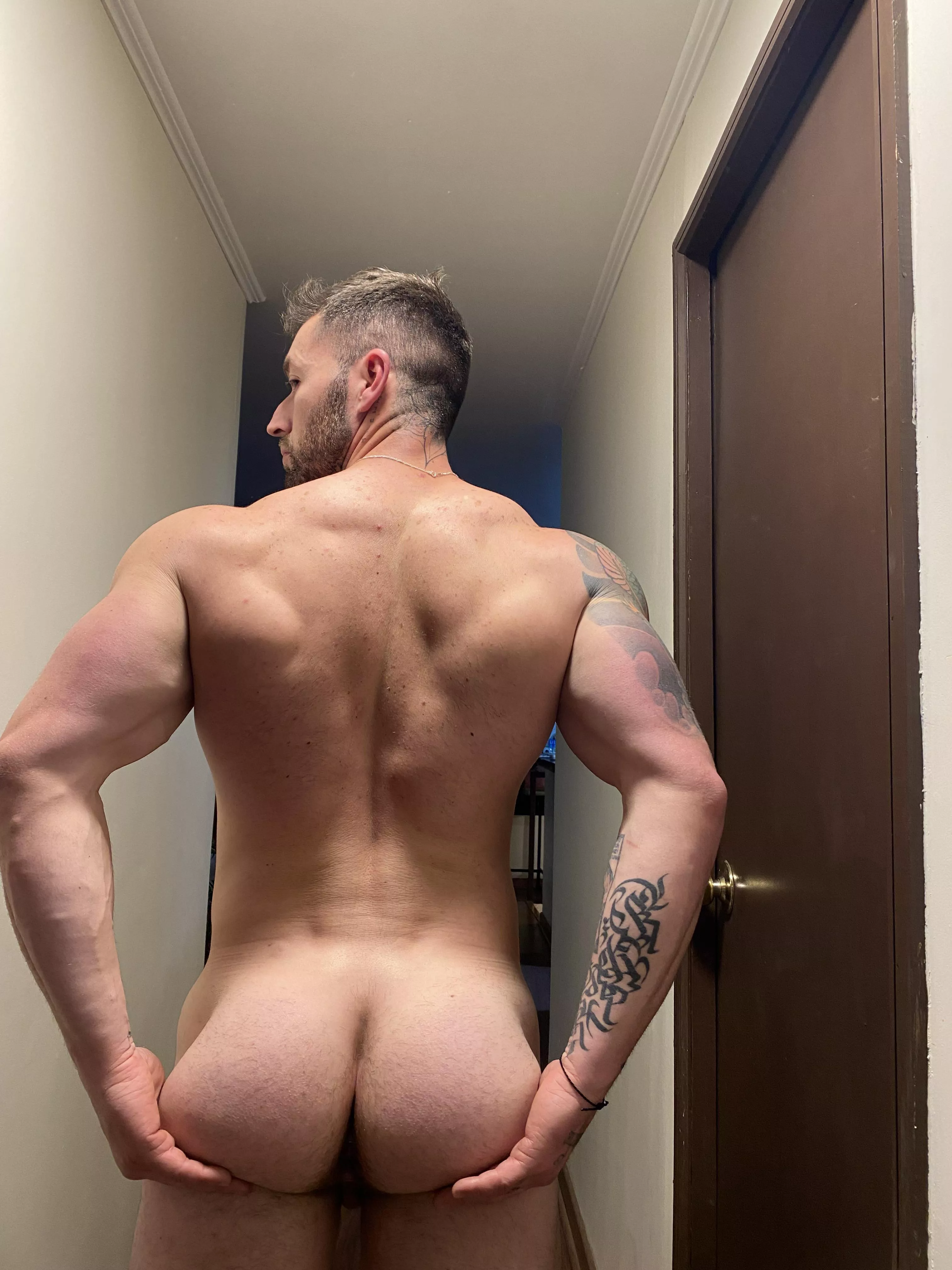 I love being tight 😈 posted by gold_trainer_