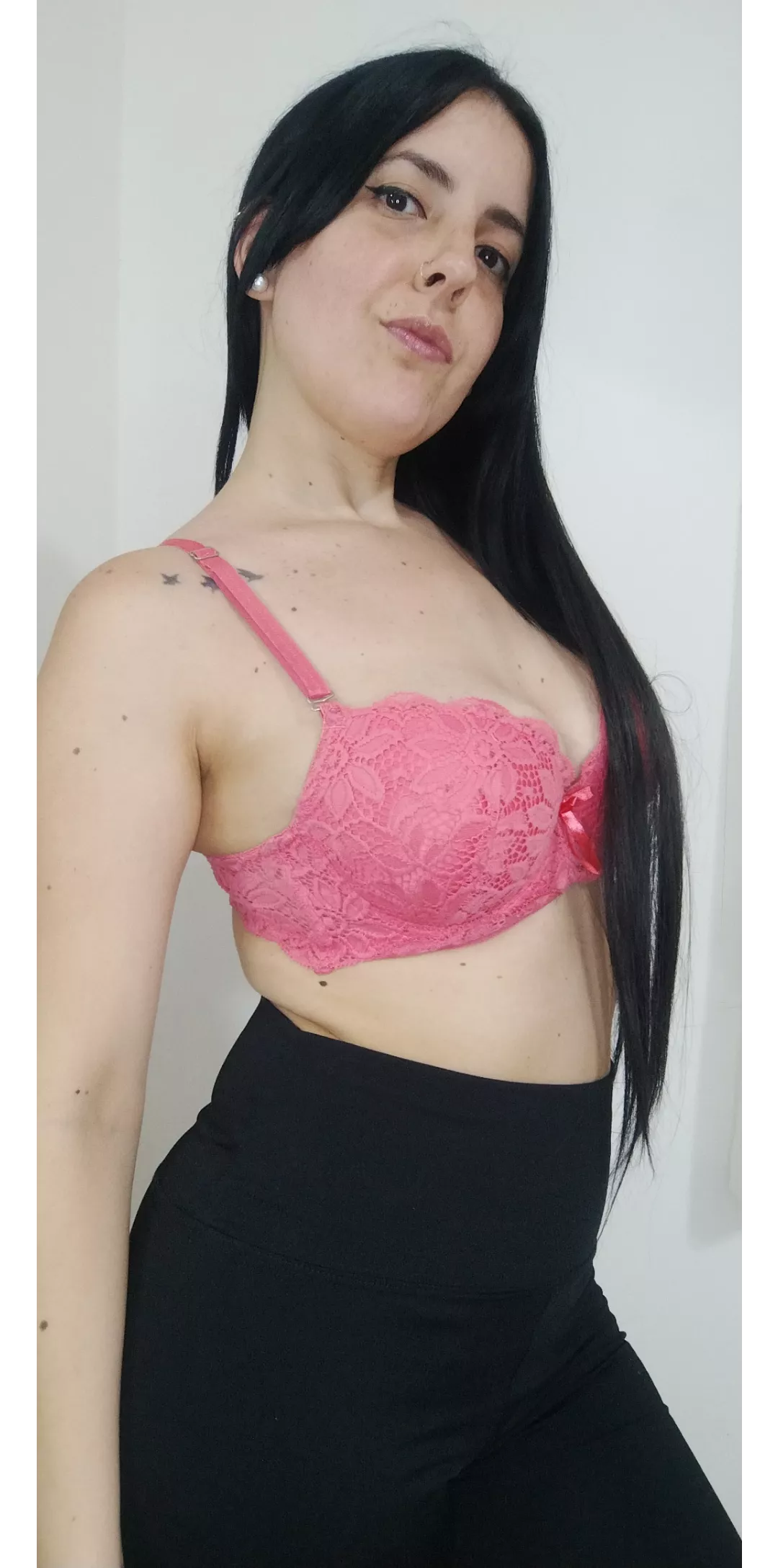 I'm your brunette crempie queen posted by luciana_29