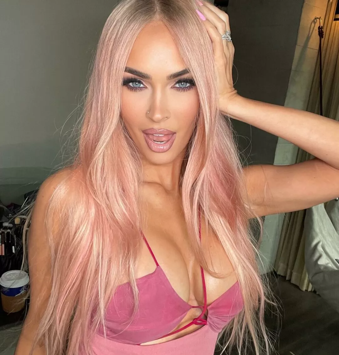 Megan Fox  posted by After_Draw7366