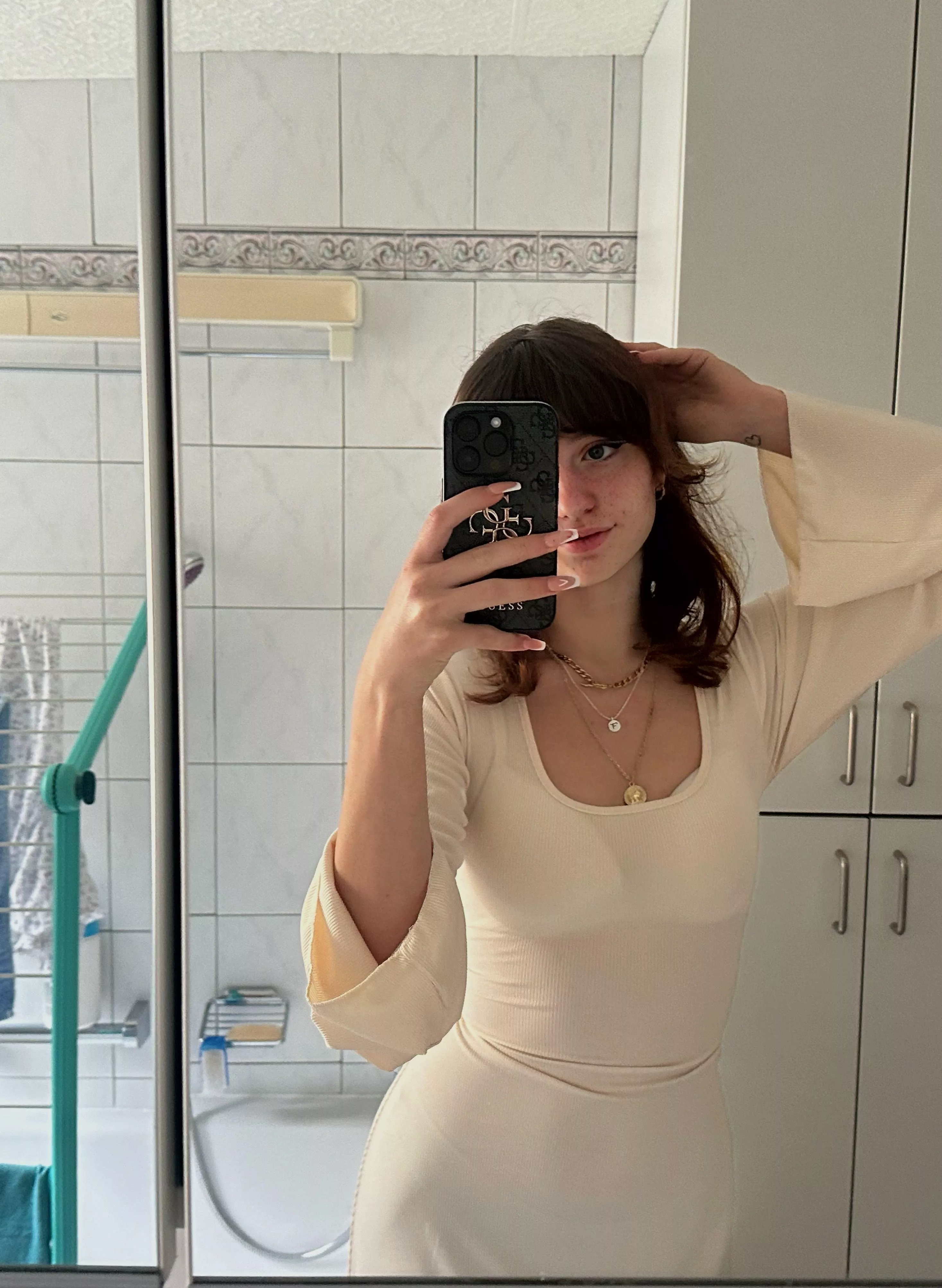 My new classy dress for going on a date posted by EnchantingBreezex