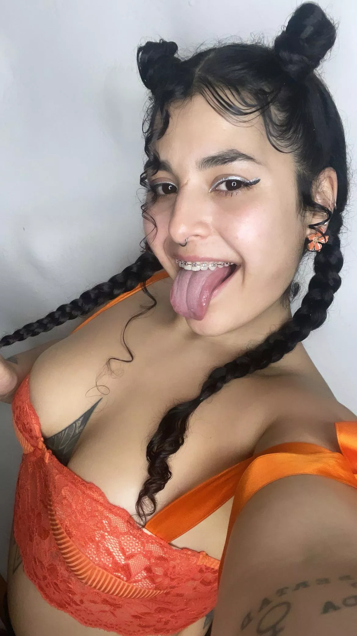 my outfit, my braces, my hairstyle, everything is perfect posted by curlyydoll