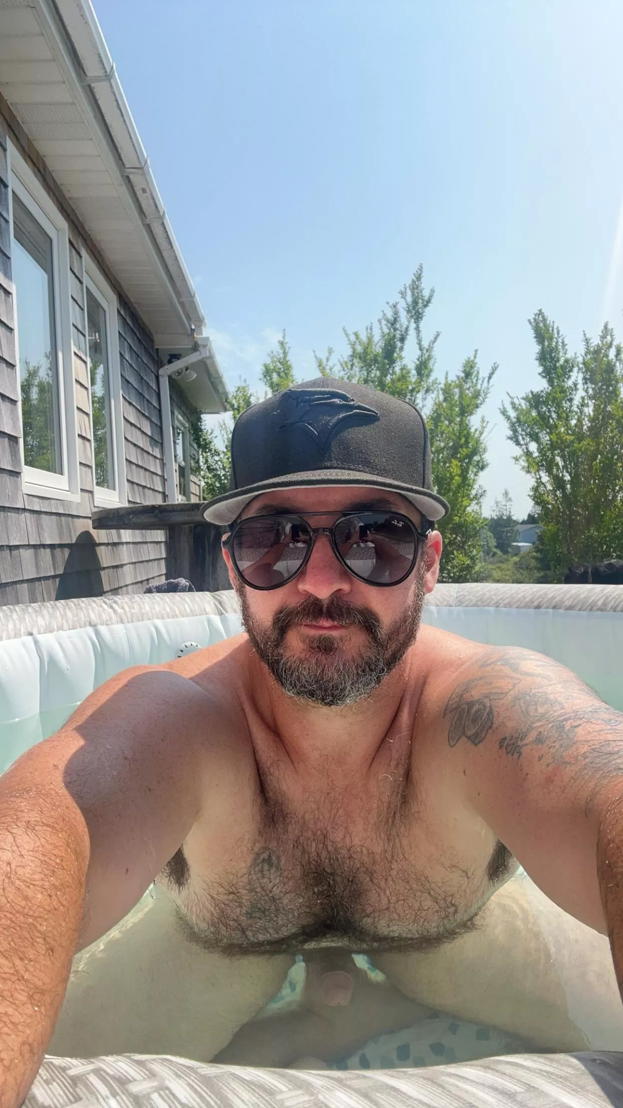 Remember it’s important to stretch before you workout (35) posted by KurtJonesx