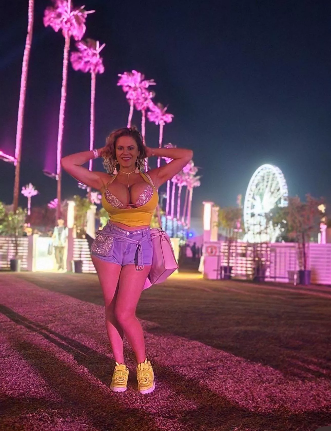 So sparkly  posted by JazmyneDayy