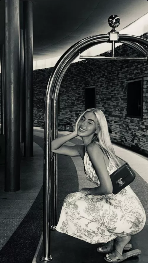 Sunshine smile 🌻  by L33v1