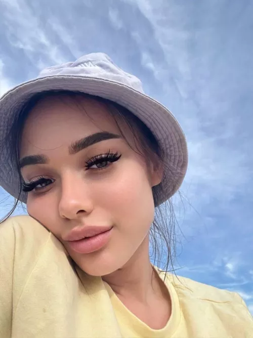 Two beautiful scenes: me and the sky lol by postarijazl