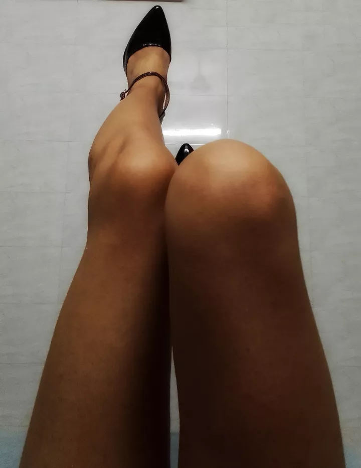 View post work when the skirt comes off posted by Understudy23
