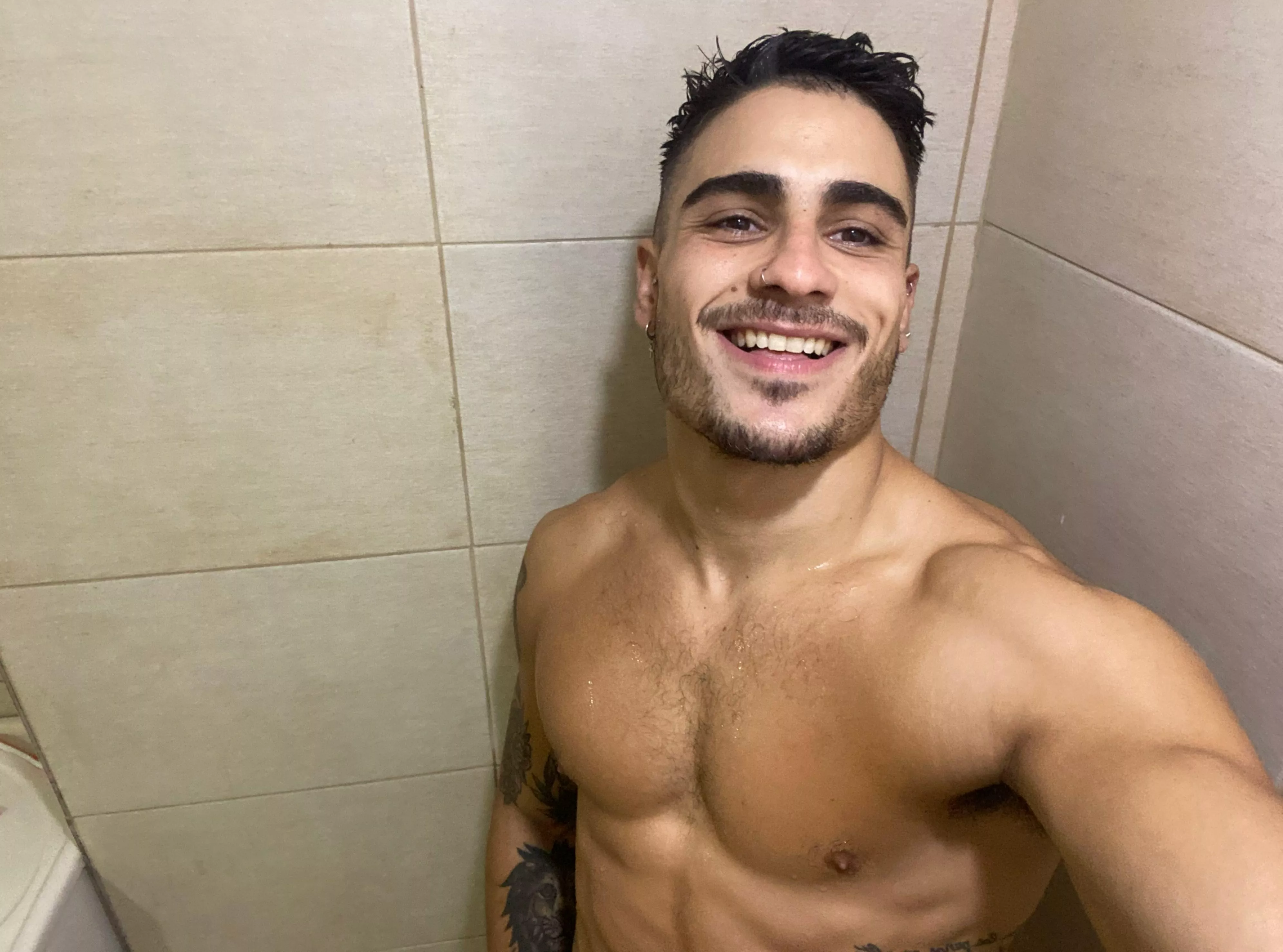 Who wants to soap up this tight, wet body? posted by OlieTheKing