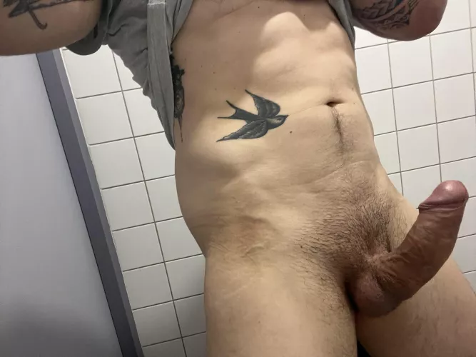 Would you suck the the single hot [37] dad of the office? by male-icieux