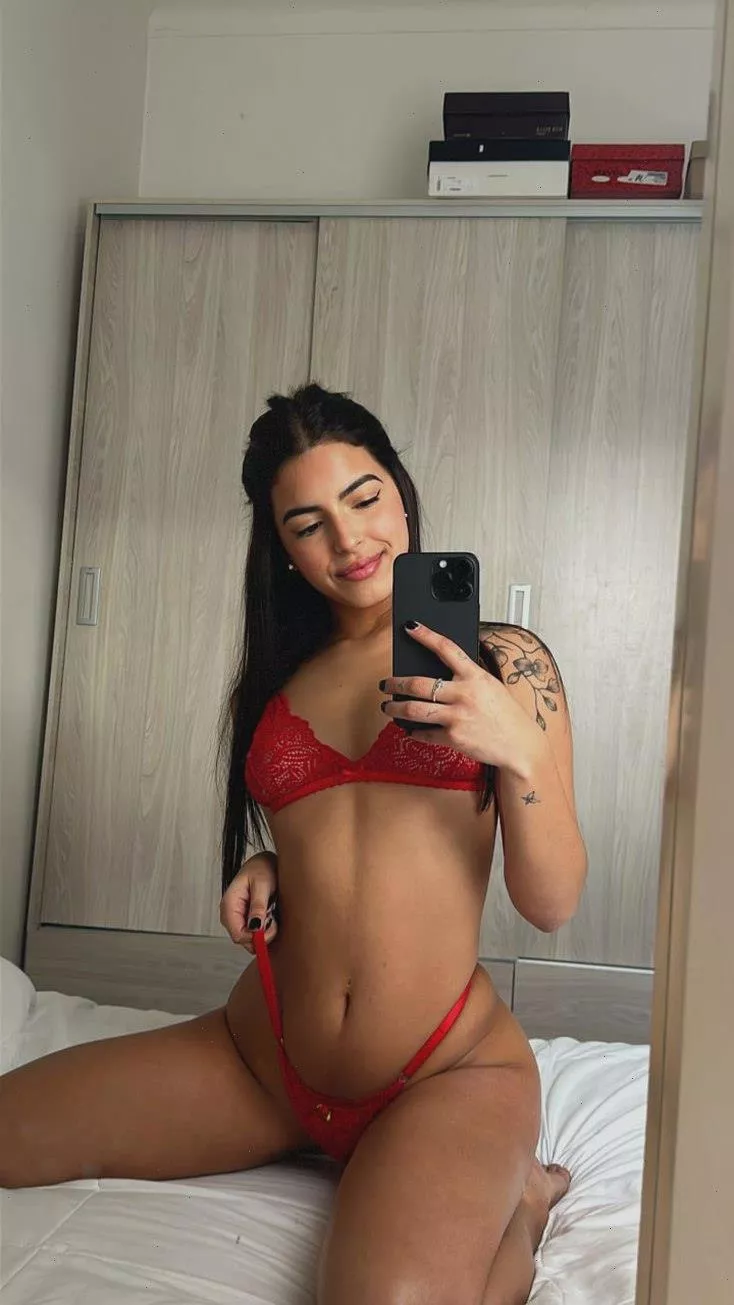 adorable little body posted by senketfox