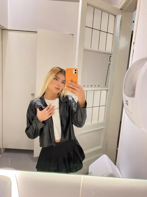 do you like the view?  by bugingpower