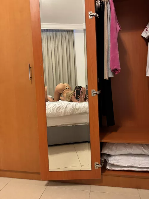 Does my ass look good in this photo? Or would it be better if you were clapping my cheeks from behind by lopezolivia