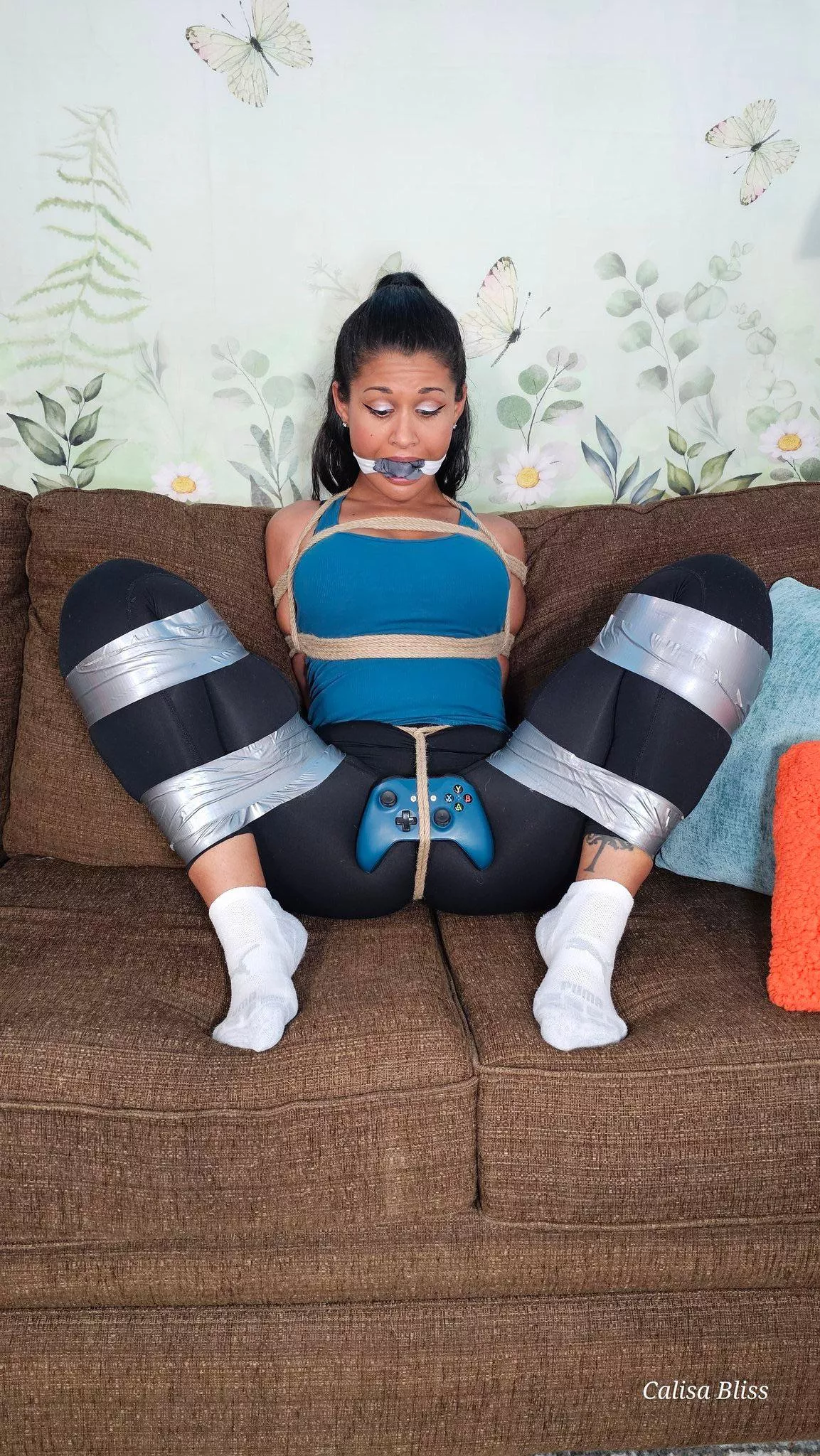 Gamer girl frog tied posted by Icantthinkofaname567