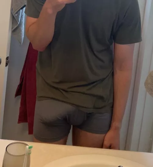 Hopefully this bulge makes up for my poor posture by Odd_Genes