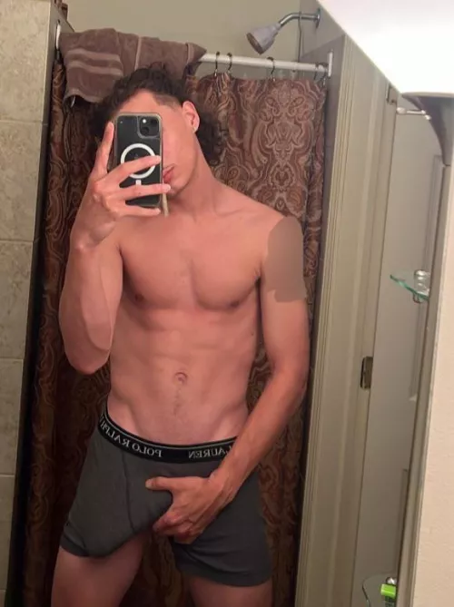 How’s 9inches look?  by TechnicalChip3444