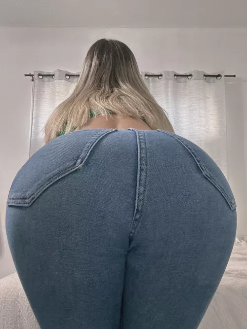 Japanese rice cake is waiting for you  by sunsunny23