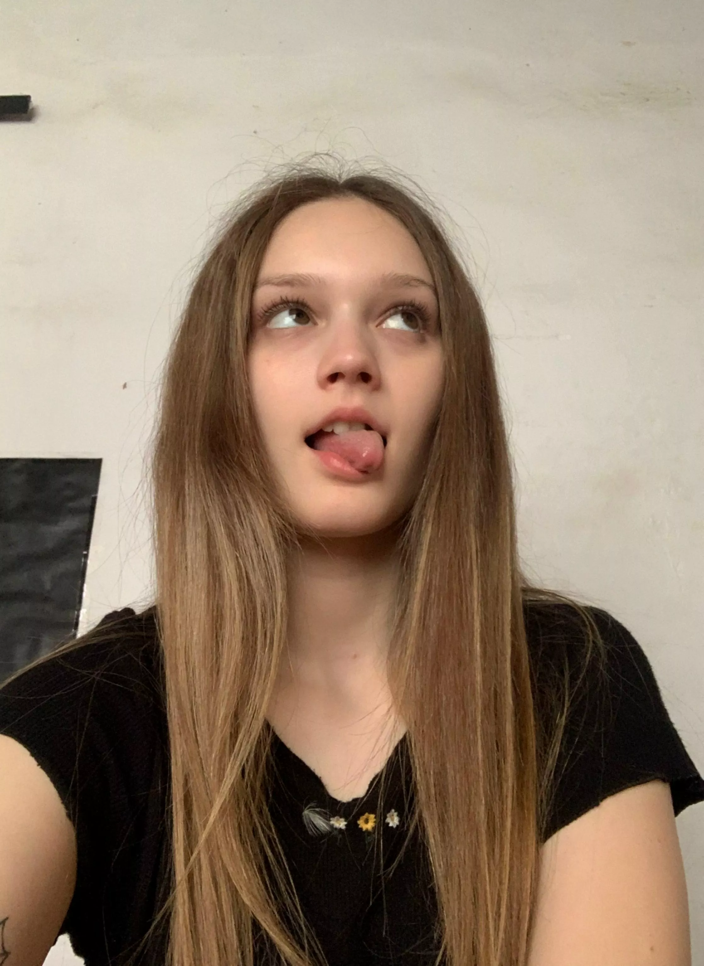 kisses xx   posted by dlimit2