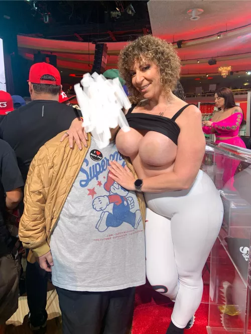 Meeting Sara Jay by Dragogod01