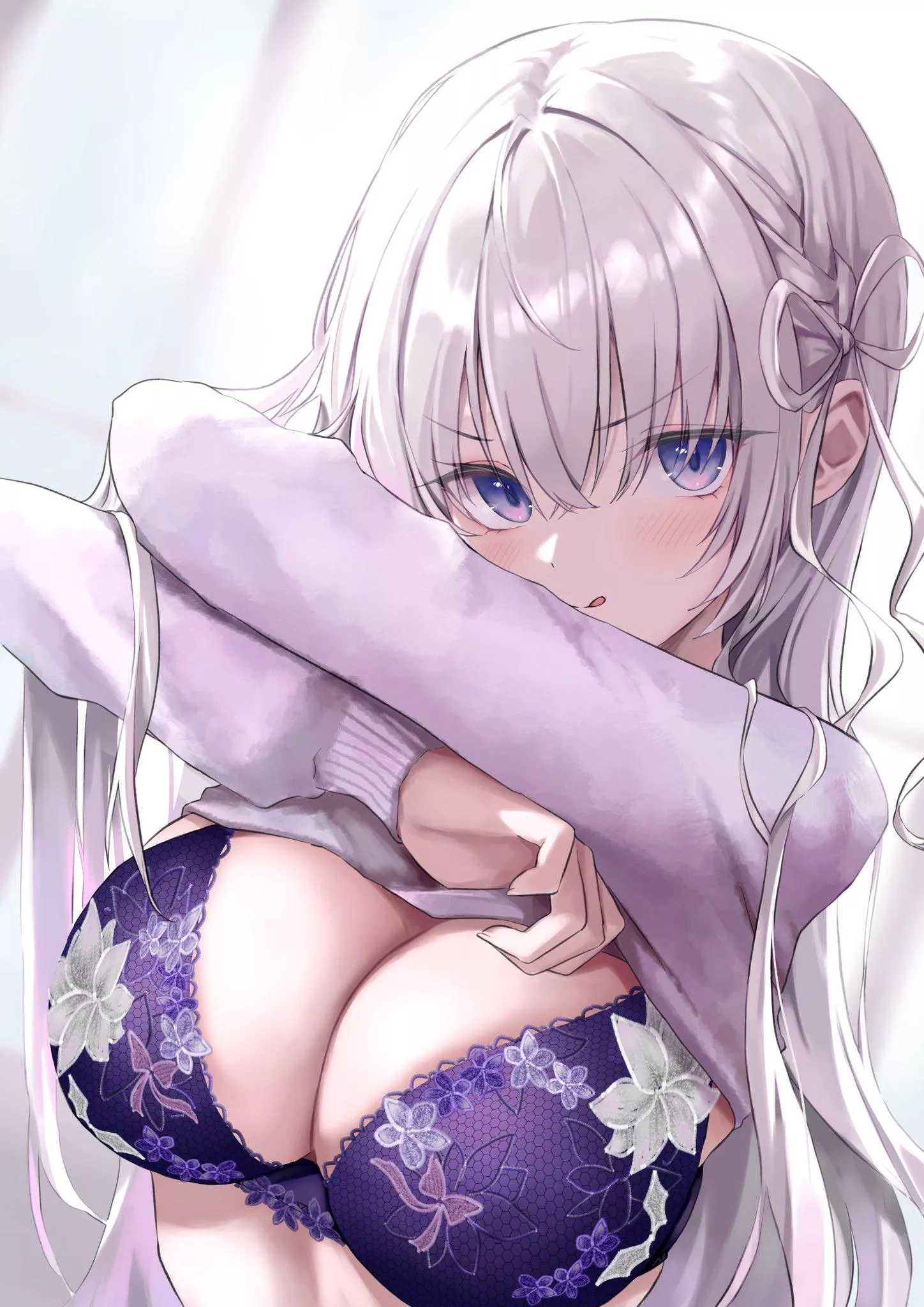 Very nice purple bra posted by marxsander2016