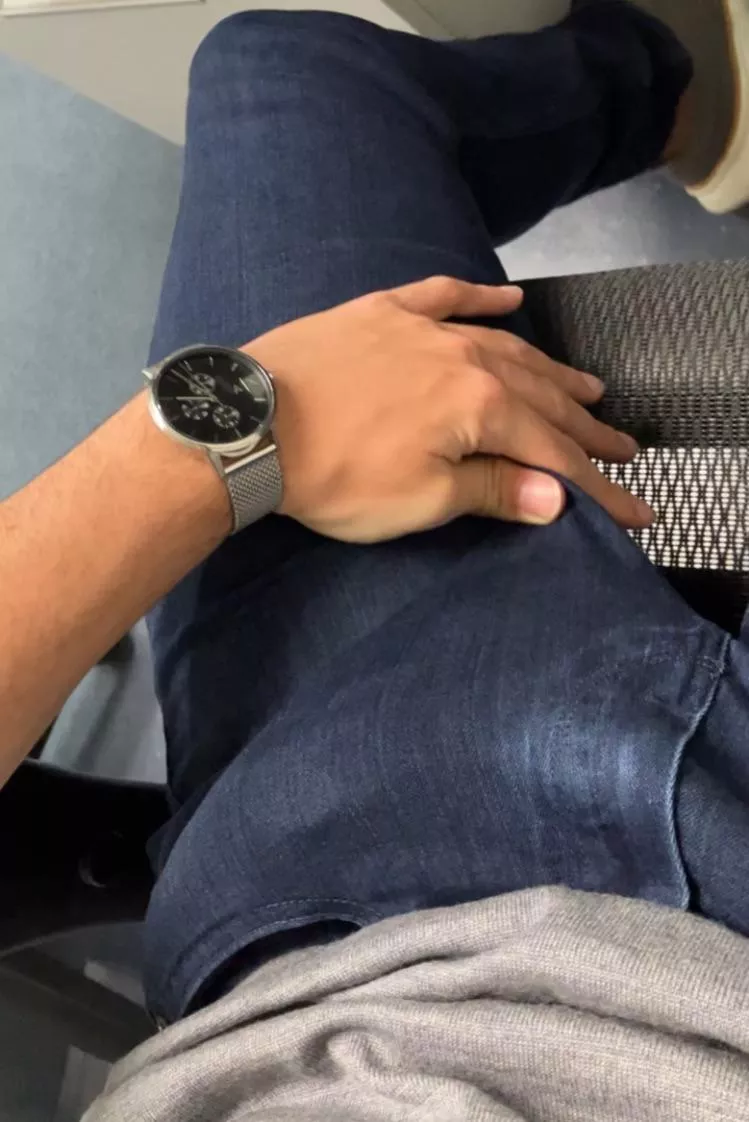 (23) Juuussstttt a bit distracted at work posted by Rangerfan0