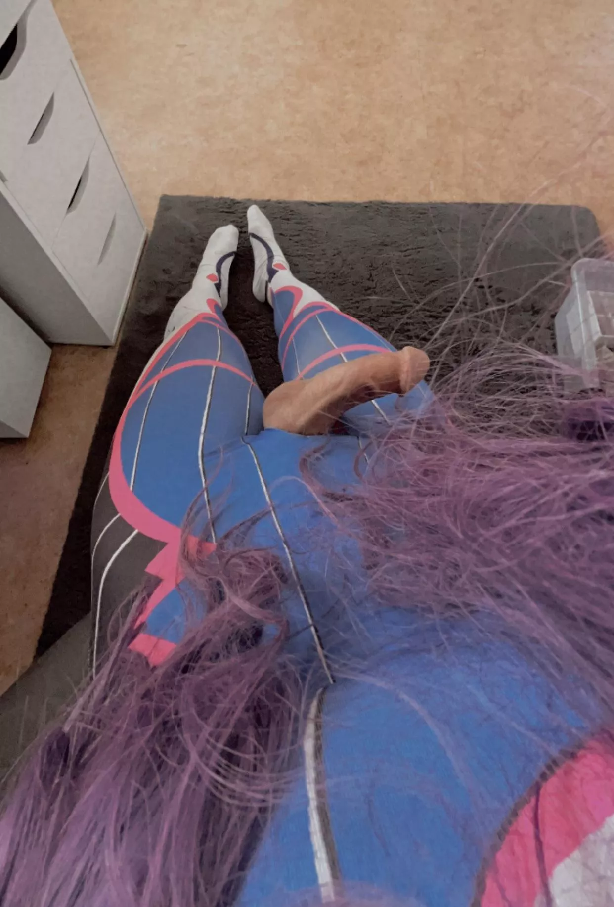 Can you please calm it down for me?👉👈 posted by julianasecret