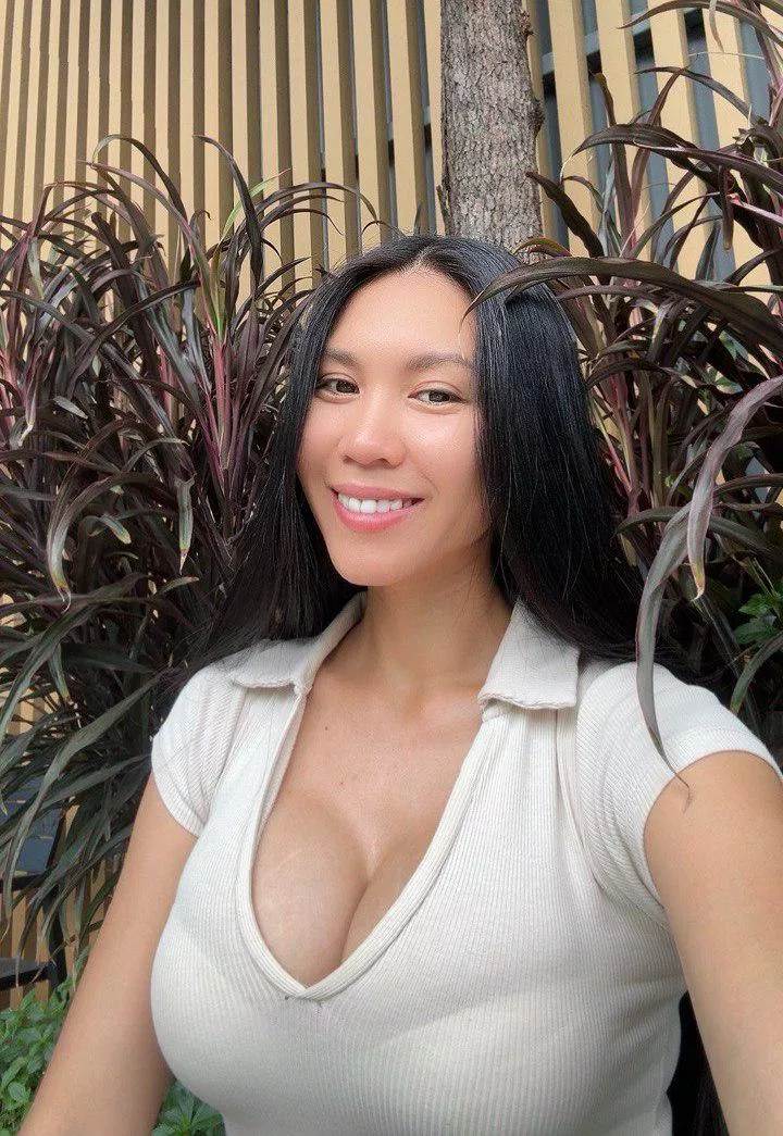 Do these boobs look good enough to slide a cock in between? posted by VelcatGirlly