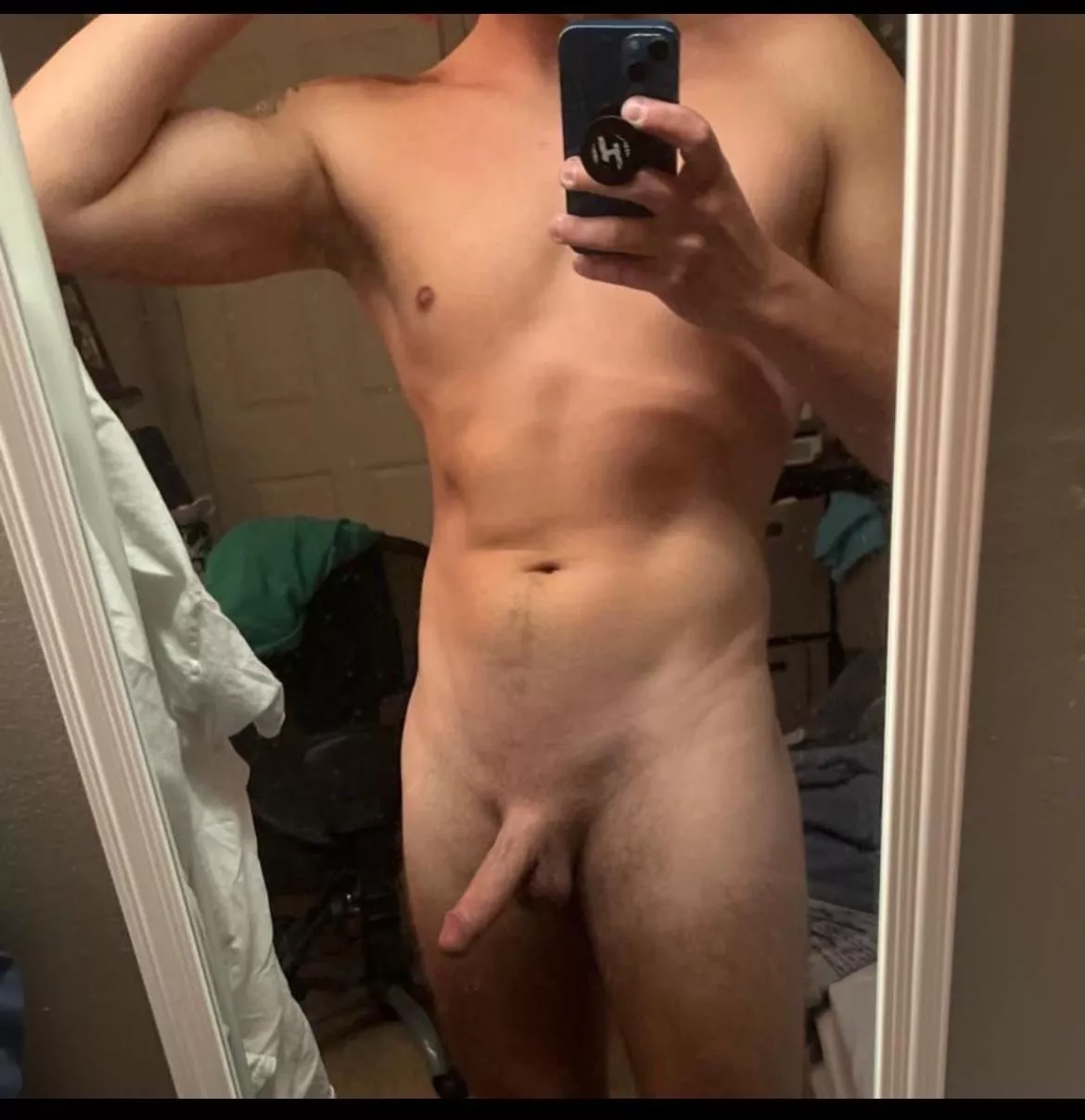 Don’t tell my gf posted by Octo181