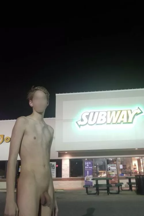 Ever seen a naked twink at your closest subway? by sexyschlong