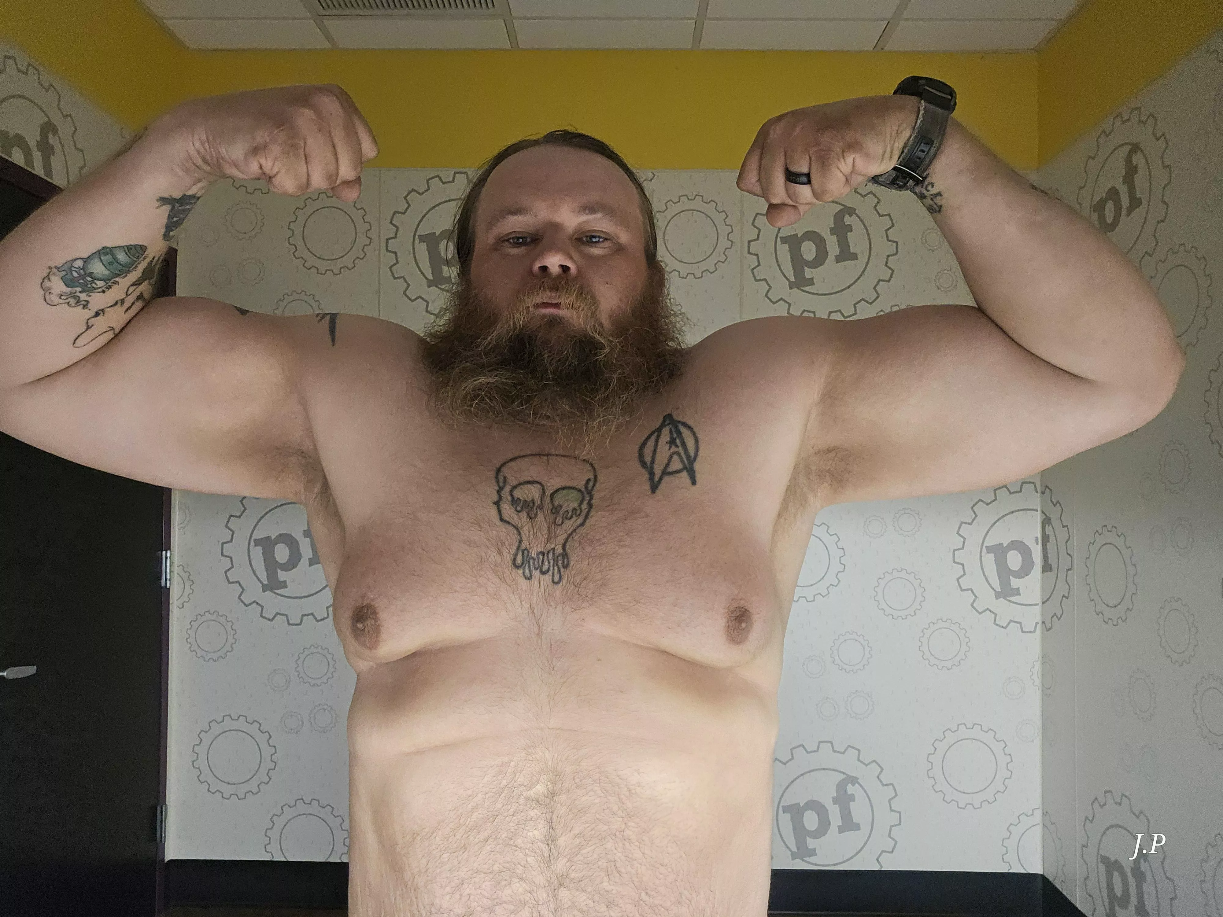 Hot and sweaty at the gym posted by Farmerjohn416