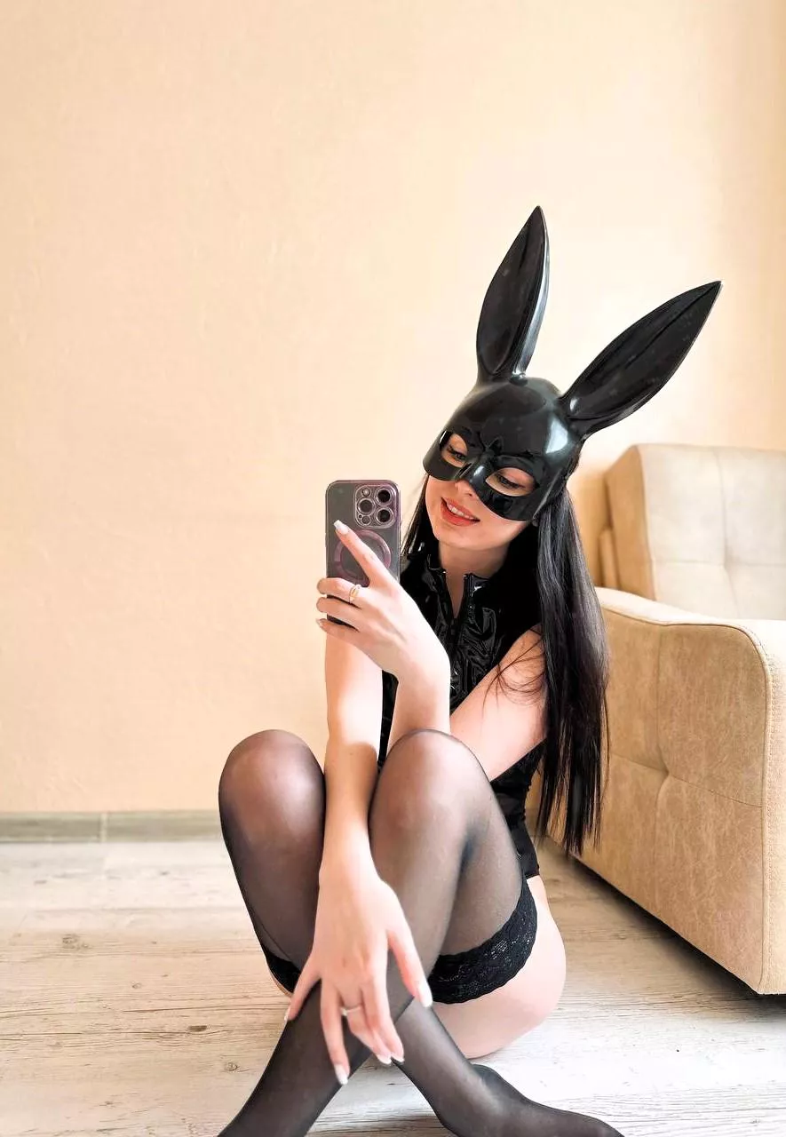It's me again, your sexy bunny! posted by Milena_Bandy