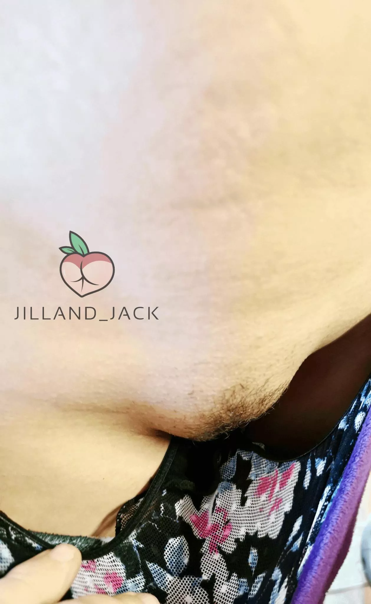 my petite mound. Seal your lips on it. posted by JillAnd_Jack