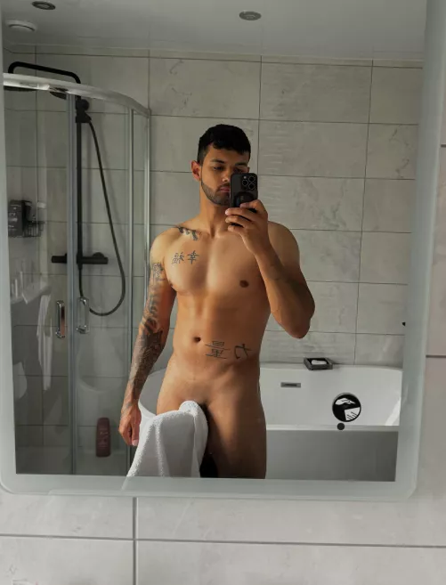 Towel rack anybody?  by Hend0r