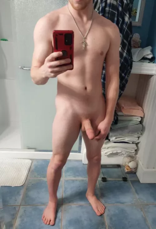 [21] Been looking for bros to send nudes to  by BenPumped