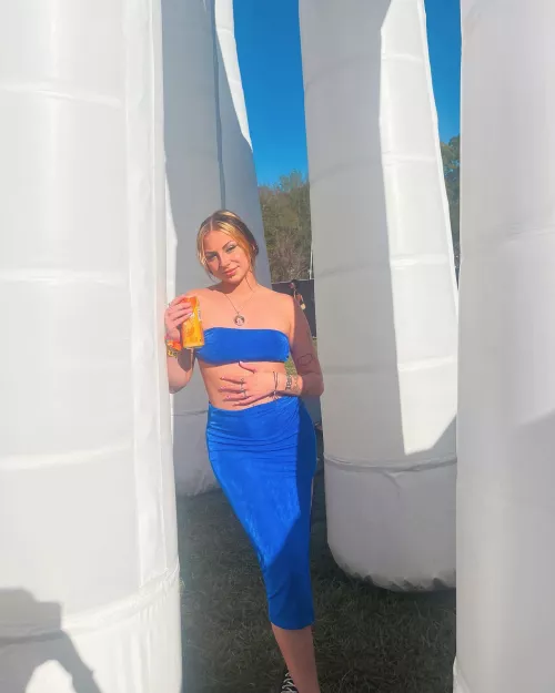 Anyone free to drink with me by QLD-4EVER-2906