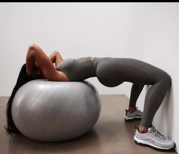 Biggest but by cuck4gigi