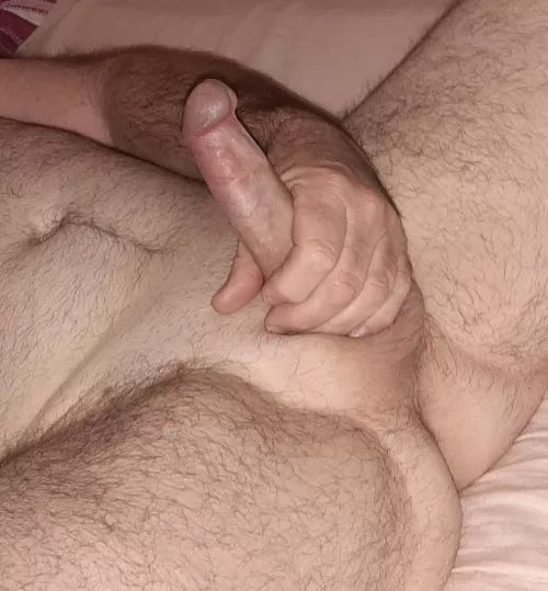 Bored and alone. What else am I gona do 🤷‍♂️  by Alternative-Hunt317